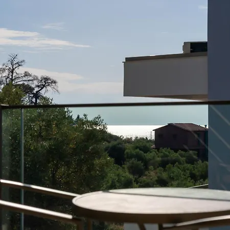 Hp Family アパート *